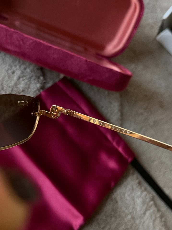 Gucci Parlak Altın Kadın Güneş Gözlüğü - Görsel 5