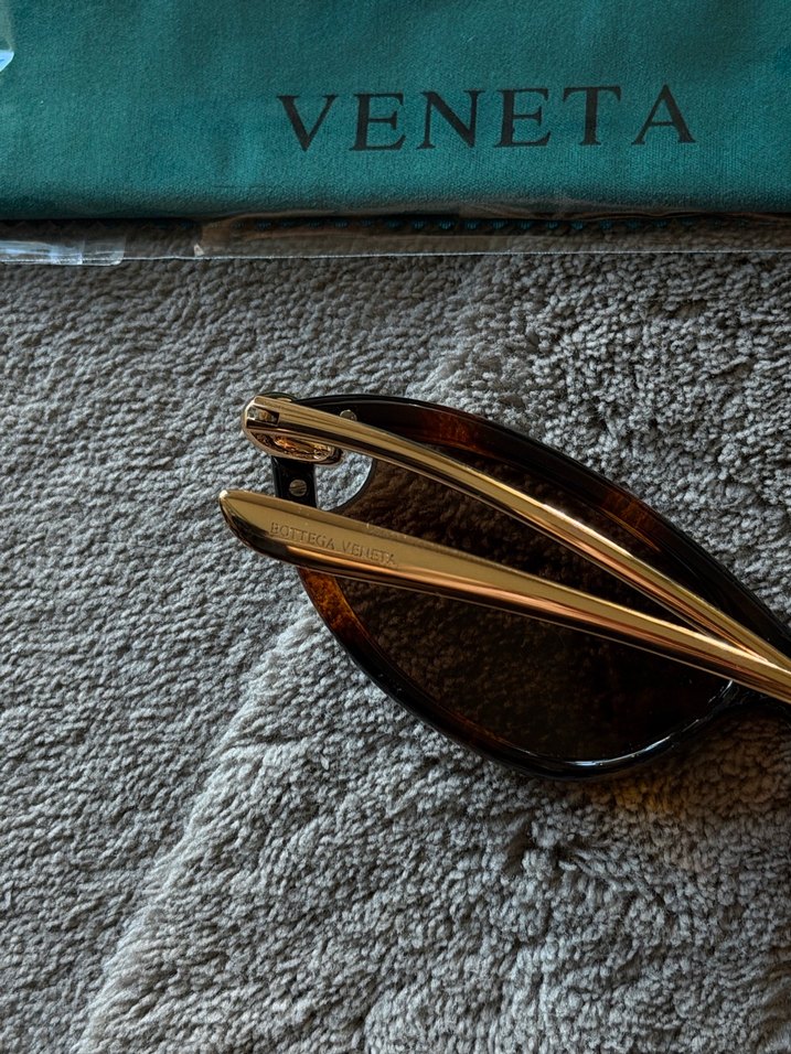 Bottega Veneta Kemer Detaylı Kahverengi Vintage Gözlük - Görsel 4