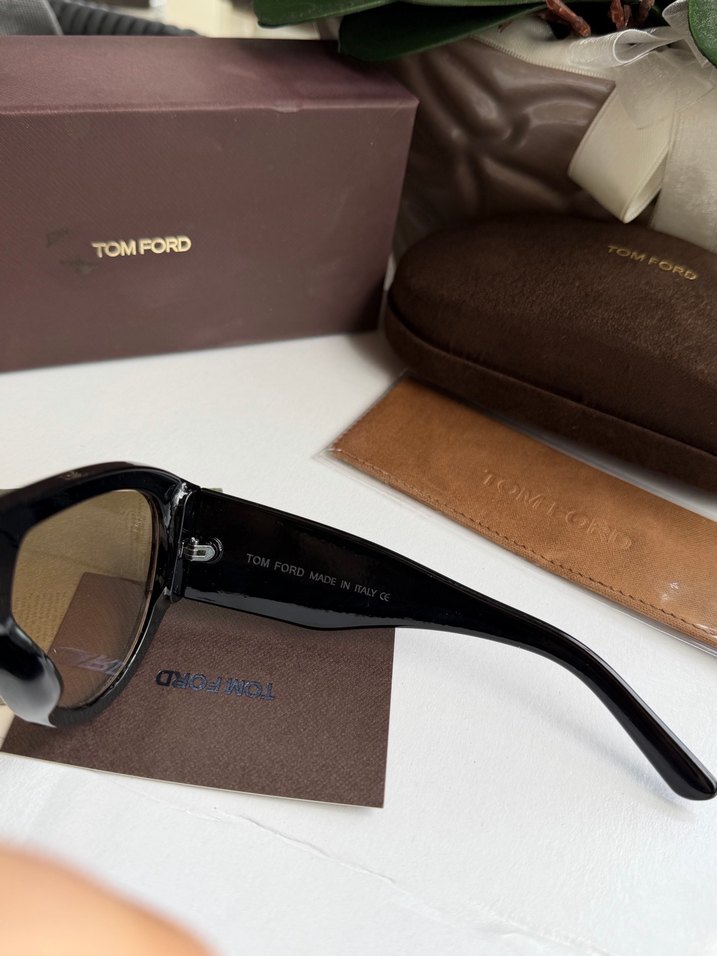 Tom ford unisex gözlük - Görsel 2