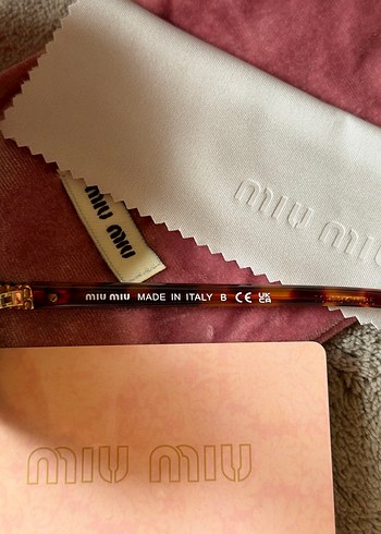 Miu miu güneş gözlüğü - Görsel 3