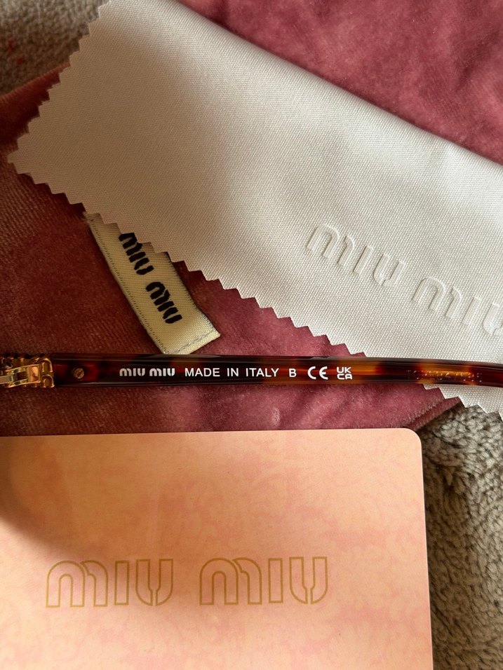 Miu miu güneş gözlüğü - Görsel 3