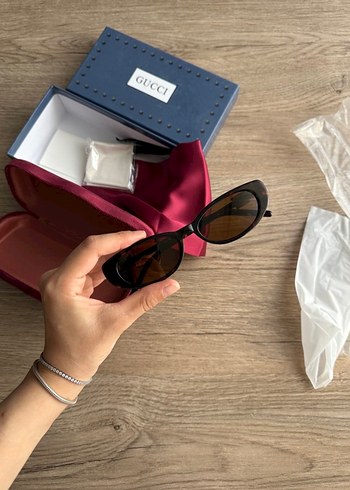 Gucci taşlı kahverengi gözlük - Görsel 2