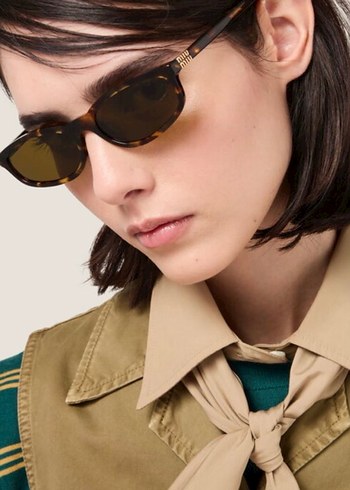 Kahverengi Tokalı Klasik Kadın Güneş Gözlüğü - Görsel 2