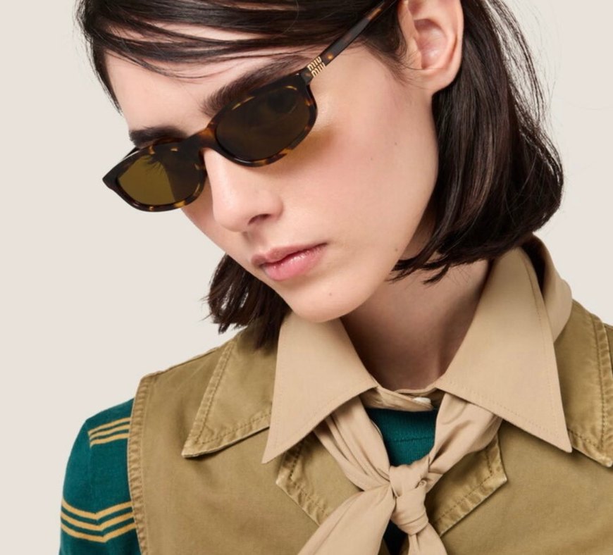 Kahverengi Tokalı Klasik Kadın Güneş Gözlüğü - Görsel 2