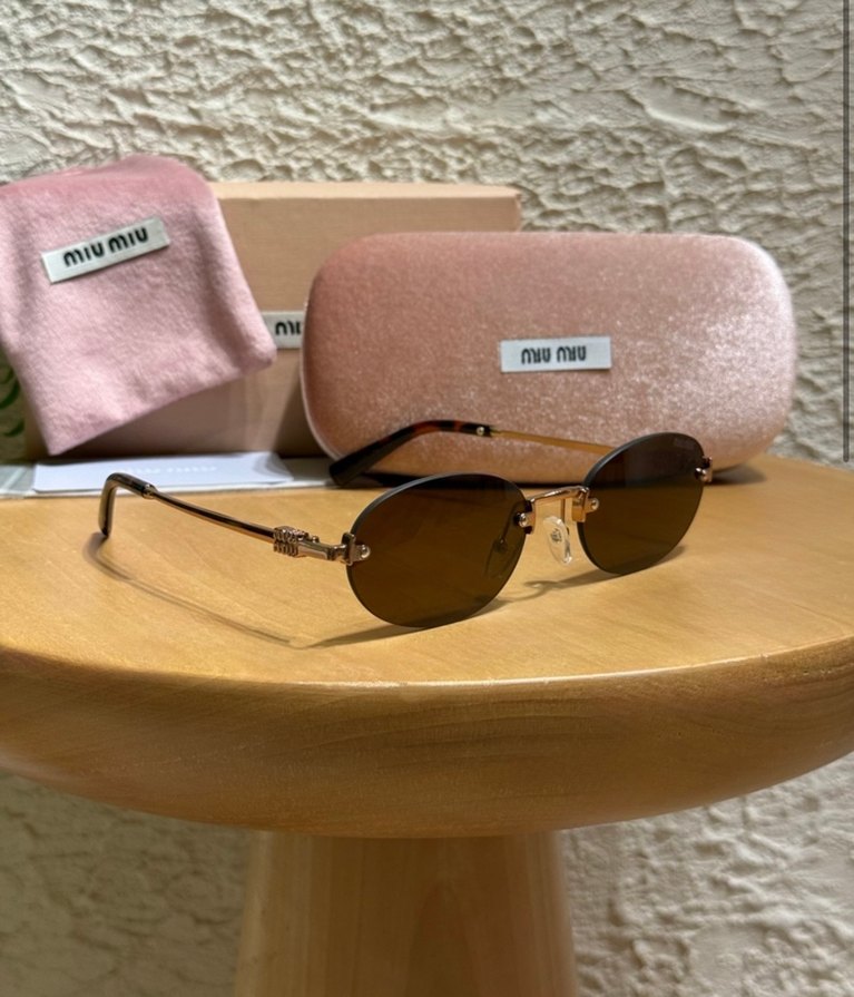 Kahverengi Parlak Kürklü Kadın Güneş Gözlüğü - Görsel 3