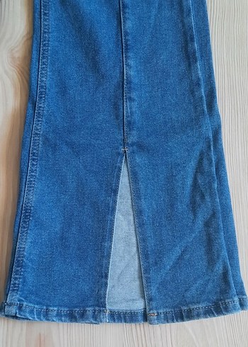 diğer Beden İspanyol Paça Yırtmaçlı Siyah ve Mavi Jean