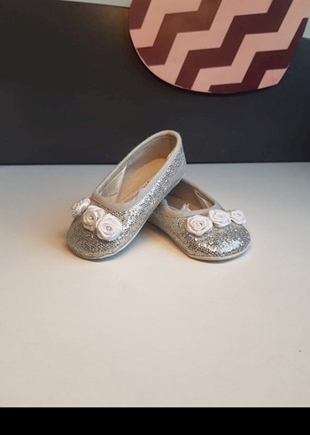 Kız Çocuk Beyaz Fiyonklu Babet Ayakkabı - Görsel 2