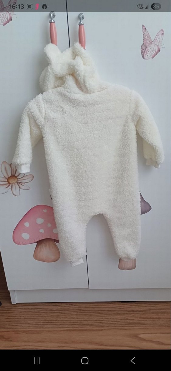 Kapüşonlu Beyaz Kürklü Bebek Tulumu - Görsel 2