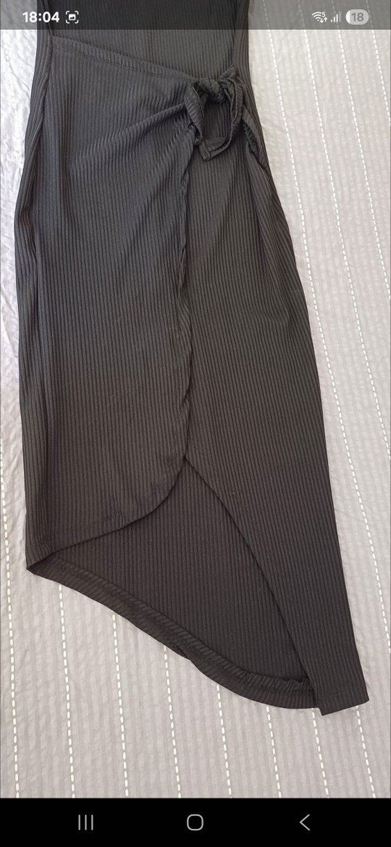 Kemer Detaylı Siyah Elbise - Görsel 2