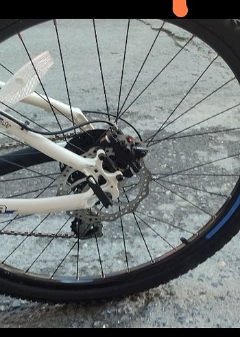 Beyaz Renkli iki Tekerlekli Bisiklet - Görsel 8