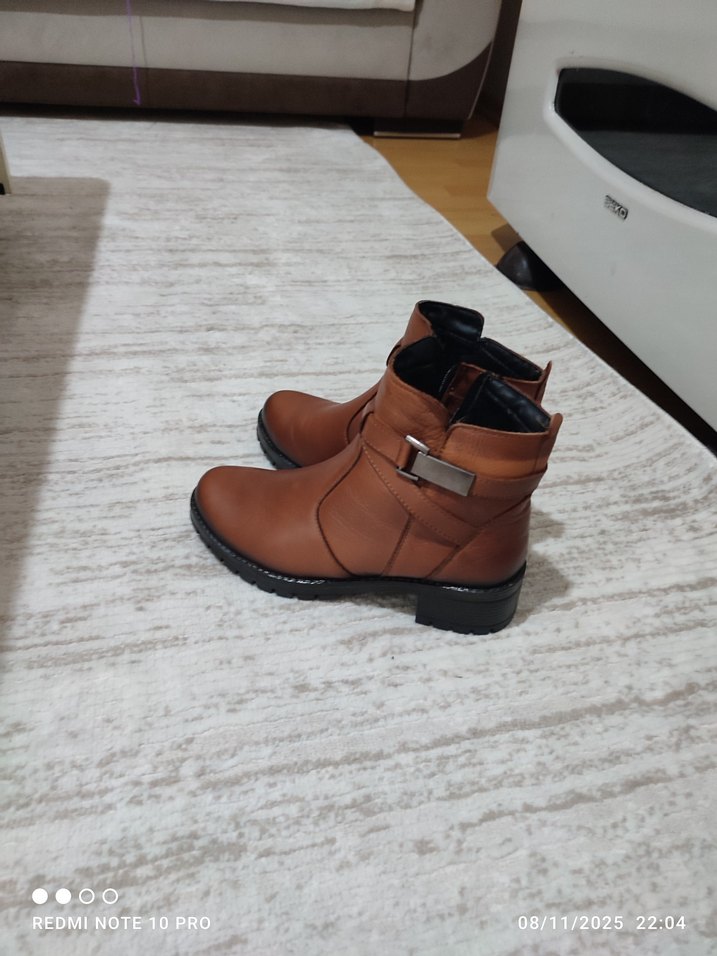 Kahverengi Tokalı Kadın Deri Bot - Görsel 5