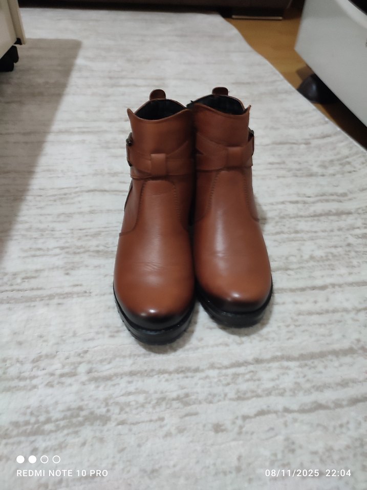 Kahverengi Tokalı Kadın Deri Bot - Görsel 2