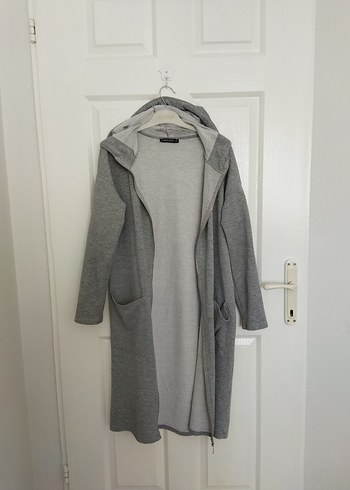 Gri Uzun Kapişonlu Hırka - Görsel 5