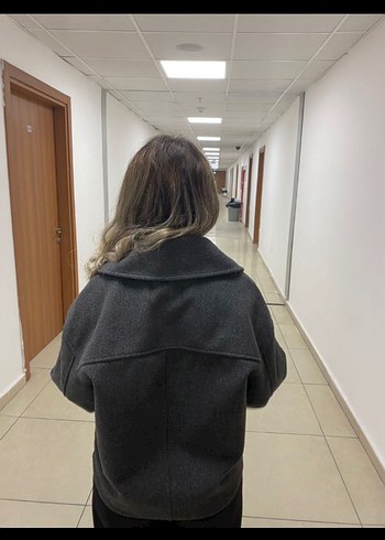 Gri Kısa Kruvaze Yün Kadın Ceket - Görsel 6