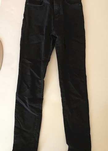 Kadın Siyah Dar Kesim Denim Pantolon Jean