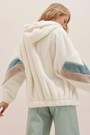 Stradivarius Peluş hırka