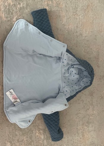 Kapüşonlu Düğmeli Erkek Çocuk Gri Mont - Görsel 2