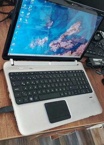 HP Pavillion DV6 (Metal Kasa) Laptop