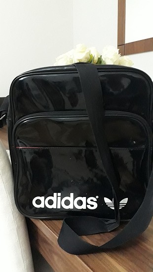 orjinal rugan adidas canta sportif şık