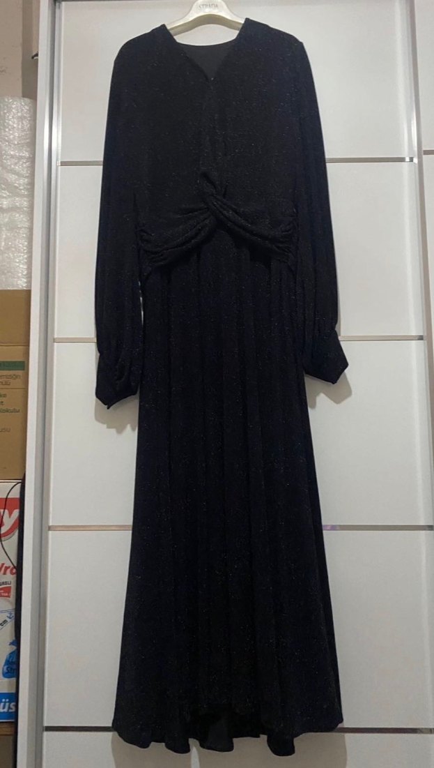 Simli Siyah Tesettür Elbise - Görsel 4