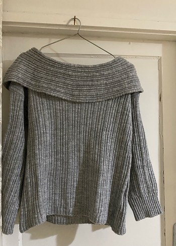 Gri Omuz Açık Örgü Kadın Kazak - Görsel 2