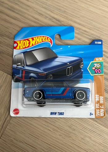 Hot Wheels BMW 2002 Mavi Oyuncak Araba