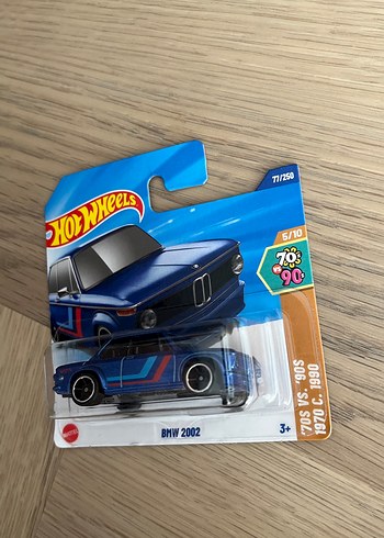  Hot Wheels BMW 2002 Mavi Oyuncak Araba