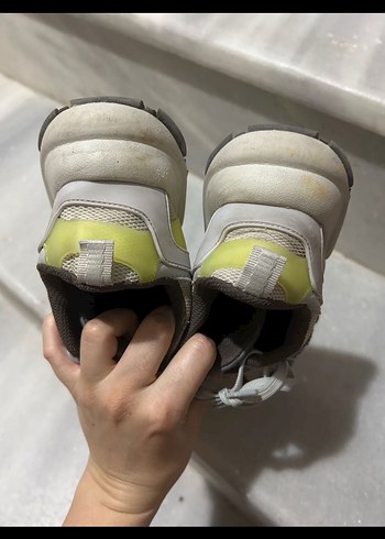 34 Beden Gri Bağcıklı Zara çocuk ayakkabısı
