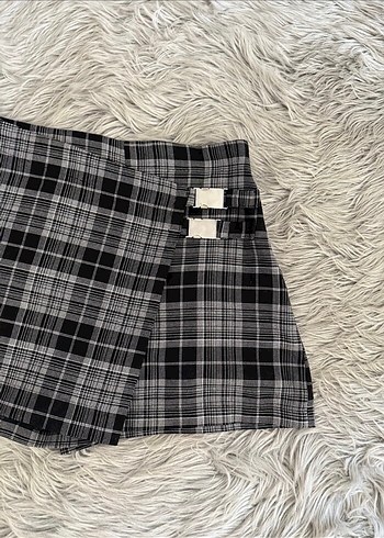 Kemer Detaylı Gri Ekose sortlu Mini Etek - Görsel 2