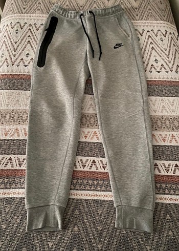 Nike Tech Fleece Esofman Alti Gri