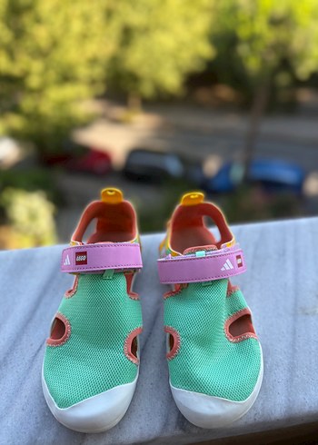 33 Beden Kız Çocuk Renkli Bağcıksız Street Sandalet