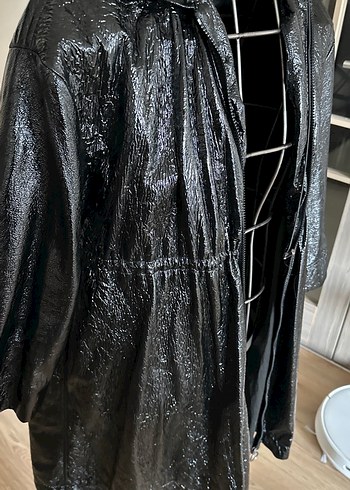 Kadın Siyah Deri Uzun Goth Yağmurluk - Görsel 2