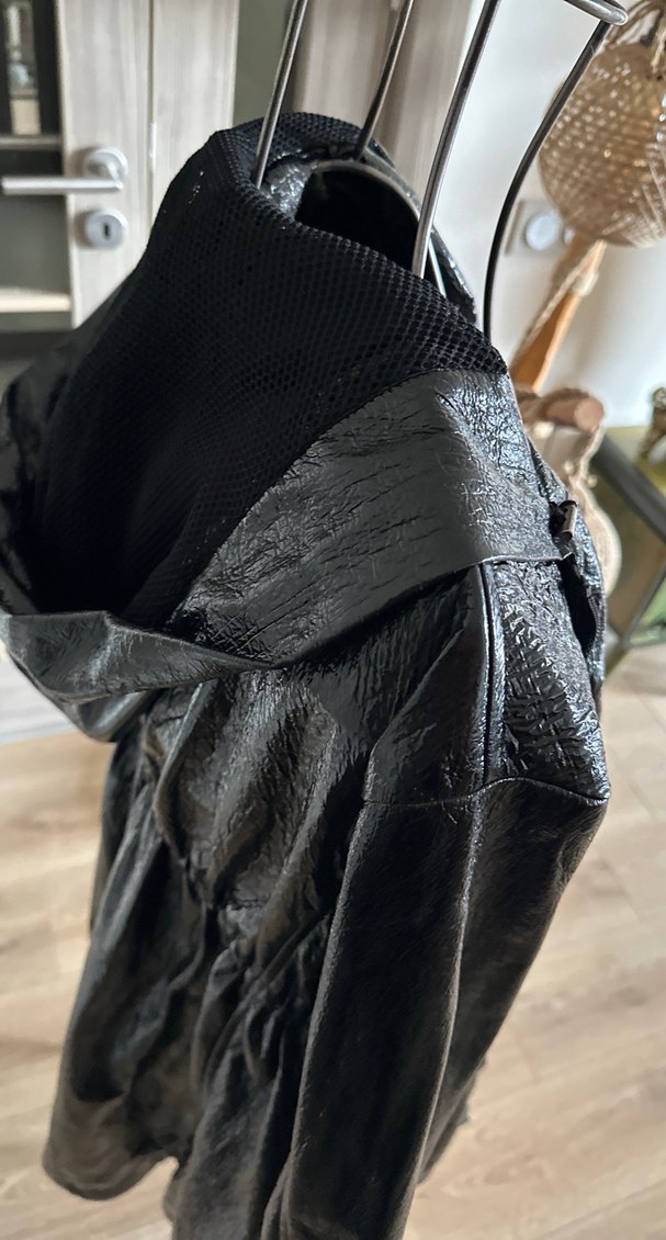 Kadın Siyah Deri Uzun Goth Yağmurluk - Görsel 3