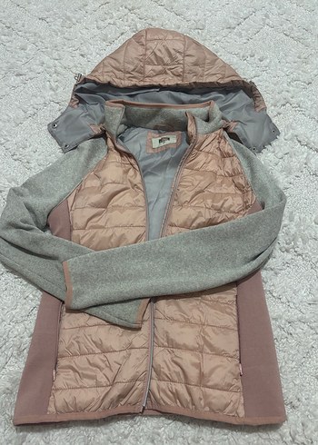 Pembe gri mont