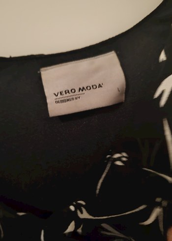 Siyah V Yakalı Kemerli Midi Elbise - Görsel 4