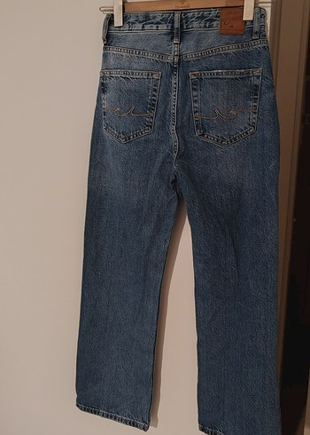 Nakış Detaylı Rahat Kesim Kadın Kot Pantolon - Görsel 2