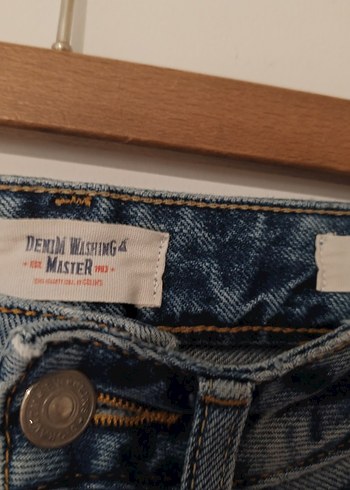 Nakış Detaylı Rahat Kesim Kadın Kot Pantolon - Görsel 6