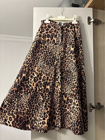 Leopar desenli midi etek