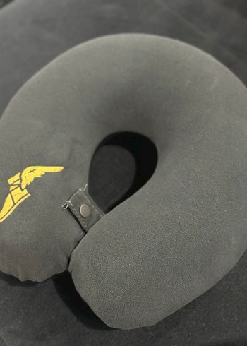 Gri Baskılı Boyun Yastığı - Görsel 2