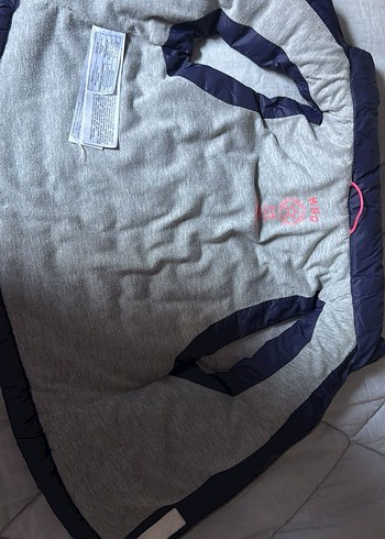 Lacivert Kapüşonlu Çocuk Şişme Yelek - Görsel 4