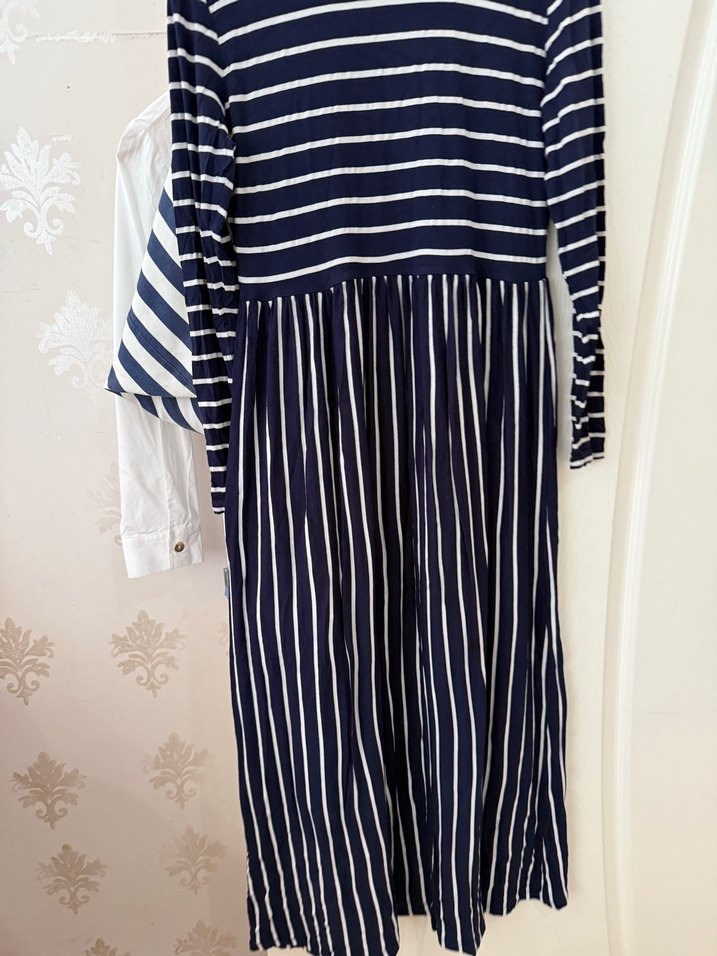 Lacivert Çizgili Uzun Elbise - Görsel 2