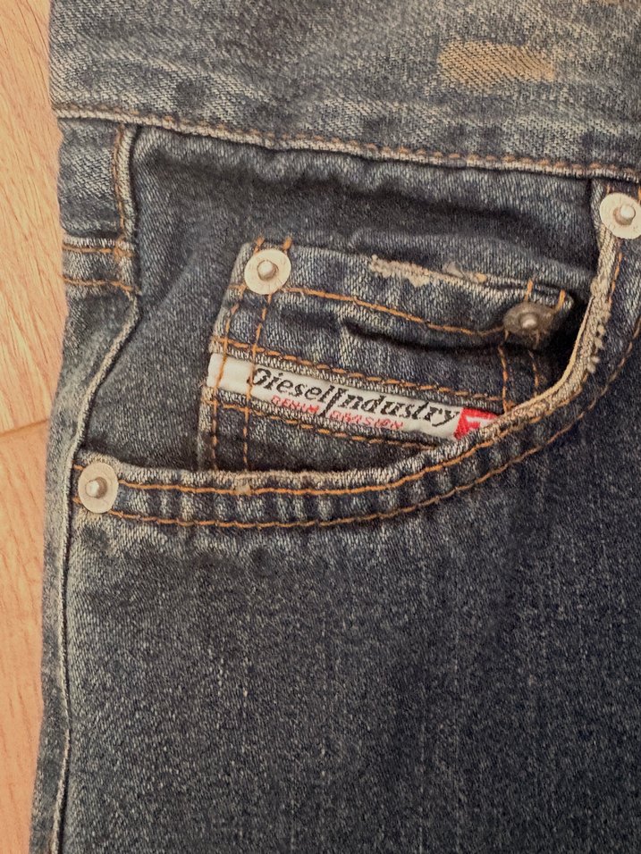 Mavi Yırtık Detaylı  Kadın Kot Pantolon - Görsel 4