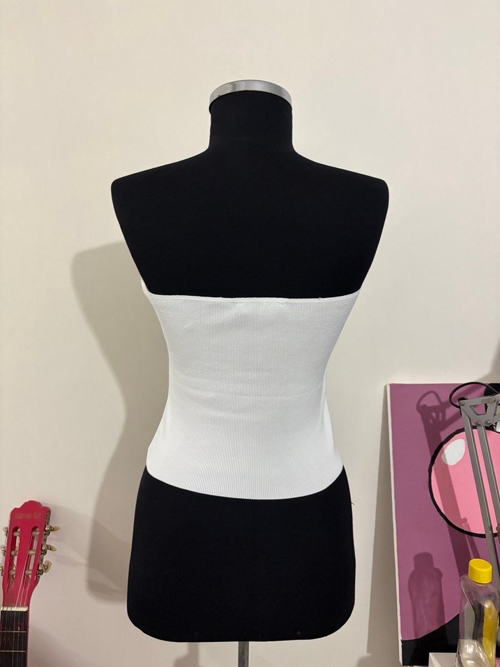 Gül detaylı Beyaz Straplez Mini Büstiyer - Görsel 2