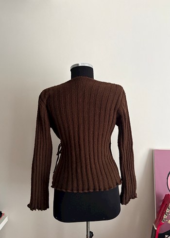 Kahverengi V Yakalı Örgü Kadın Kazak - Görsel 3