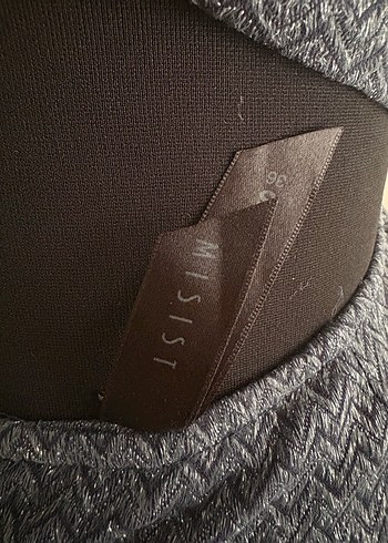 Sırt dekolteli simli midi elbise - Görsel 3