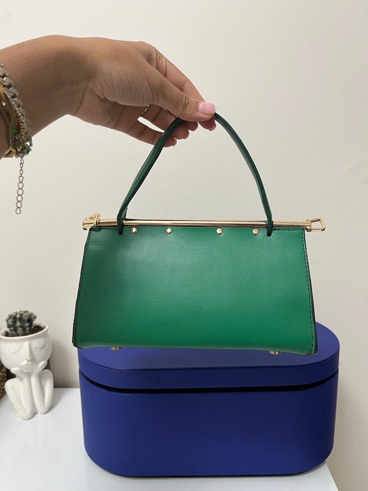 Zincir Detaylı Yeşil Deri Kadın Çanta - Görsel 2