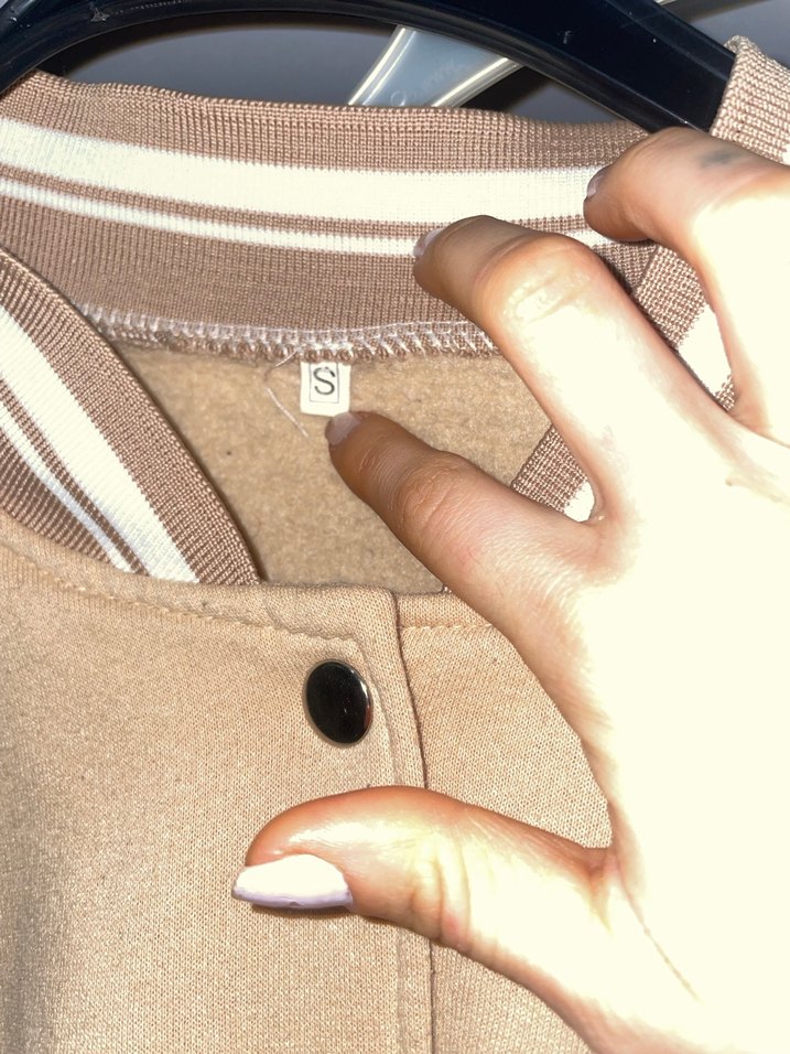 Bej ve Beyaz Baskılı Kadın Ceket - Görsel 2