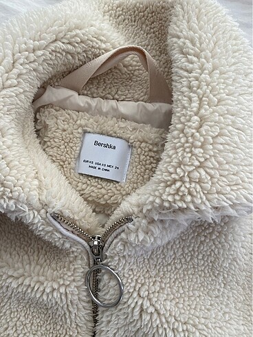 xs Beden BERSHKA peluş ceket