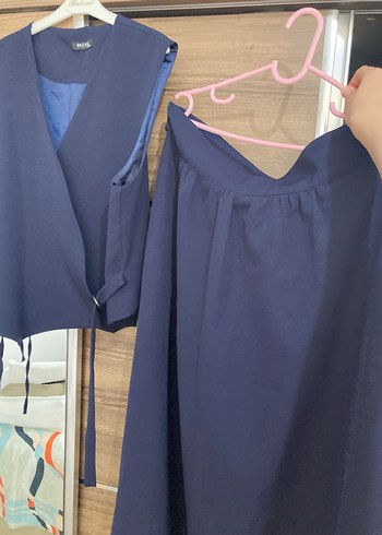 Kadın lacivert yelekli takım