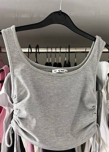 Gri Kadın Kolsuz Crop Top